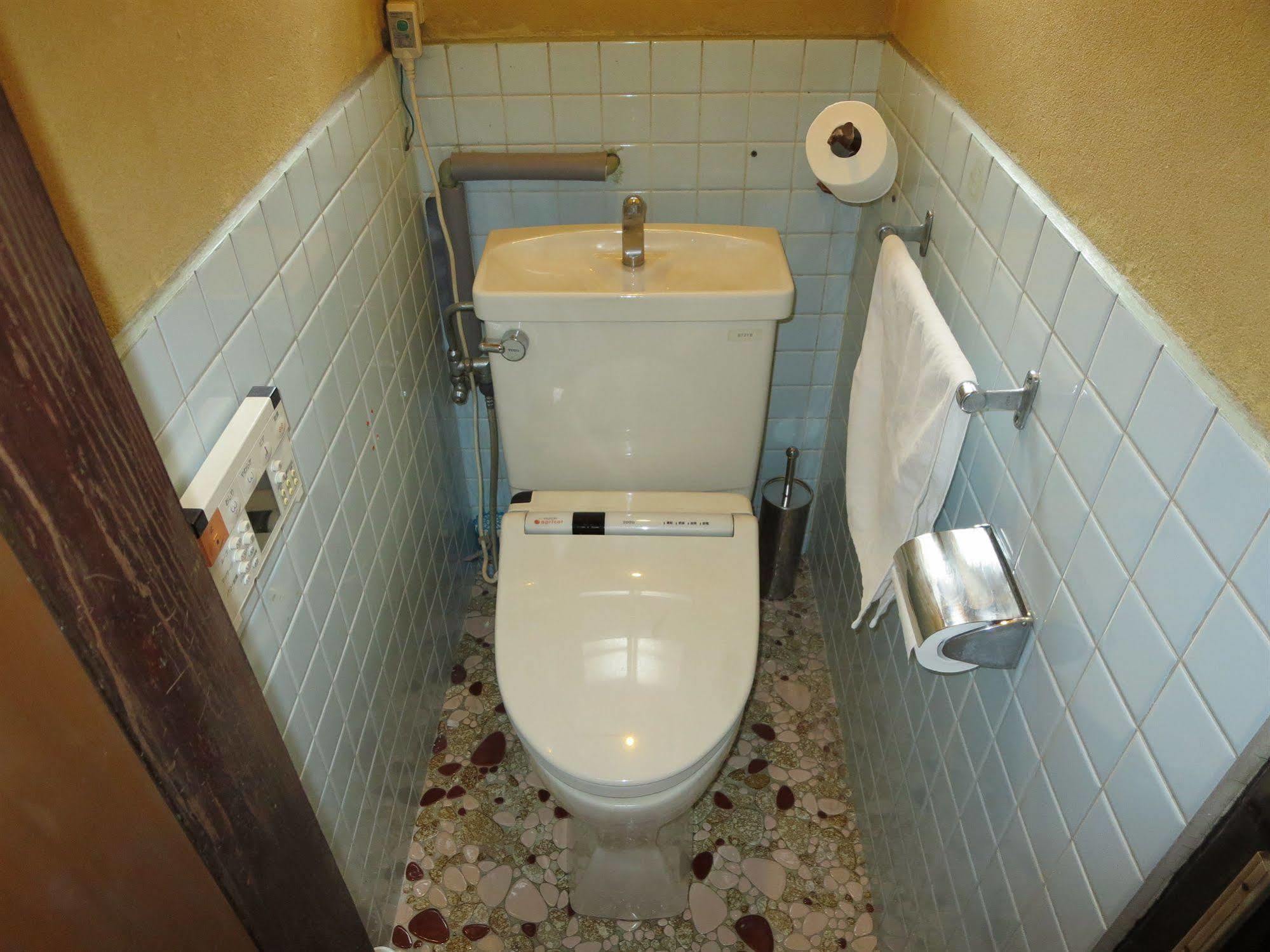 Onomichi Guesthouse Fuji Hostel Екстериор снимка